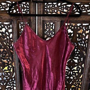 VIOLETS AND ROSES RUBY RED MAROON SPAGHETTI STRAP V NECK BABYDOLL CAMI TOP